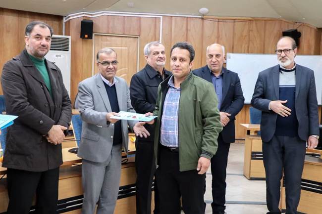 برگزاری مراسم تجلیل از دانشجویان ممتاز شاهد و ایثارگر در دانشگاه شیراز 